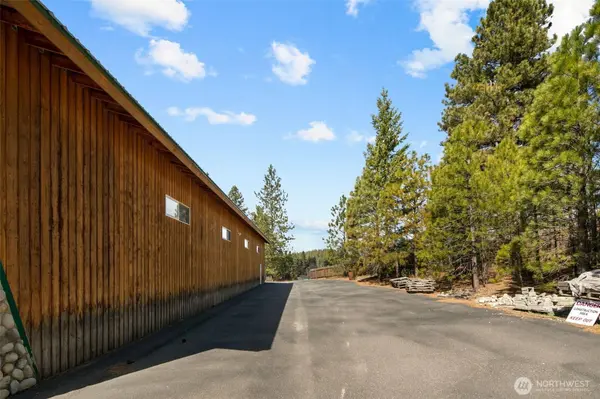 18553 Camp 12 RD, Leavenworth, WA 98825