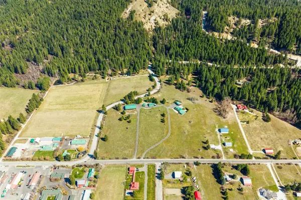 18553 Camp 12 RD, Leavenworth, WA 98825