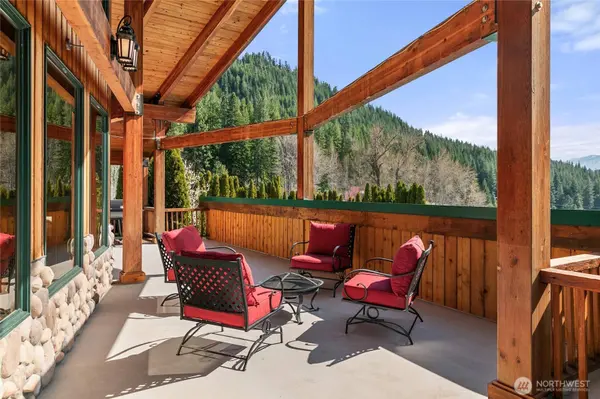 18495 Camp 12 RD, Leavenworth, WA 98826