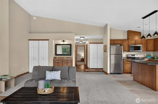 520 11th ST NE #4, East Wenatchee, WA 98802