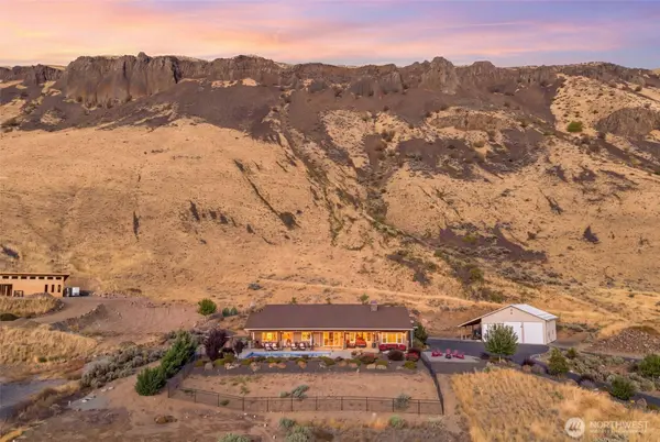 25 Sageland RD, East Wenatchee, WA 98802