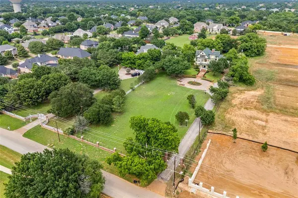 5317 Bluebonnet Drive, Colleyville, TX 76034