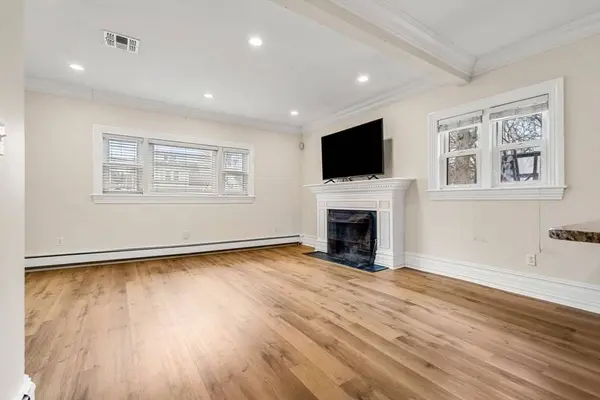 318 Sea Street, Quincy, MA 02169