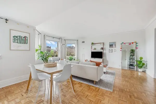 390 Commonwealth Avenue #607, Boston, MA 02215