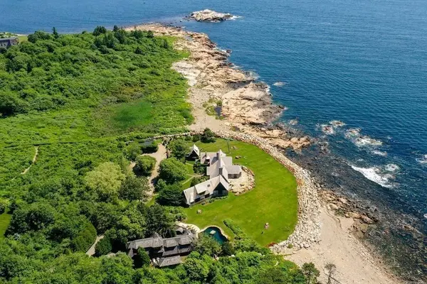 9 Drumhack Road, Gloucester, MA 01930