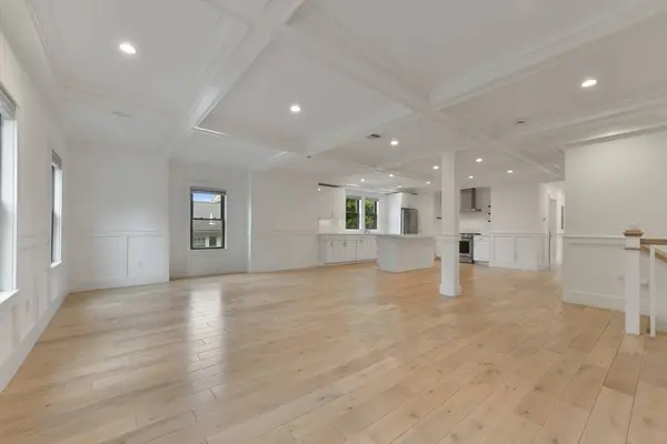 126 Central St #2, Somerville, MA 02145