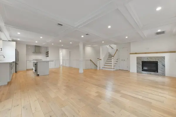 126 Central St #2, Somerville, MA 02145
