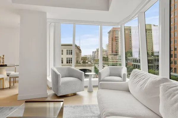 150 Seaport Boulevard #5G, Boston, MA 02210