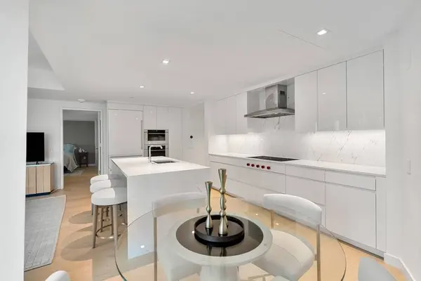 150 Seaport Boulevard #5G, Boston, MA 02210