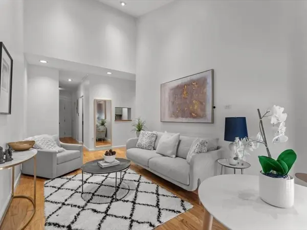 106 13th Street #204, Boston, MA 02129