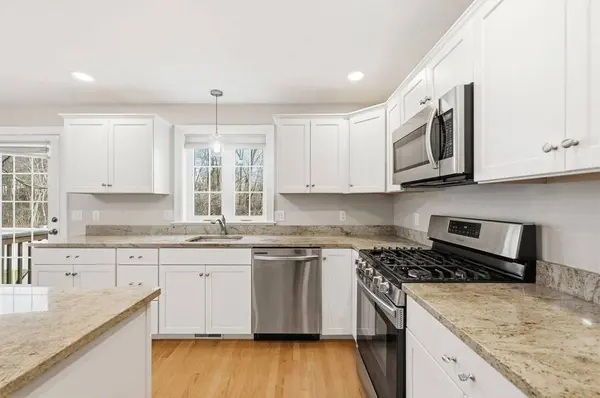 877 Brockton Avenue ## 877, Abington, MA 02351