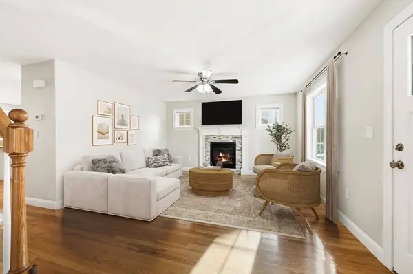 877 Brockton Avenue ## 877, Abington, MA 02351
