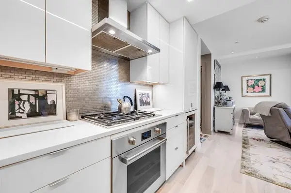 32 Traveler Street #701, Boston, MA 02118