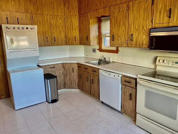 45 Newburn Ave #1, Medford, MA 02155