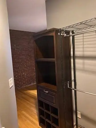 121 Salem #2C, Boston, MA 02113