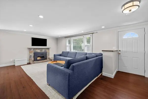 3 Stonewood Drive, Canton, MA 02021