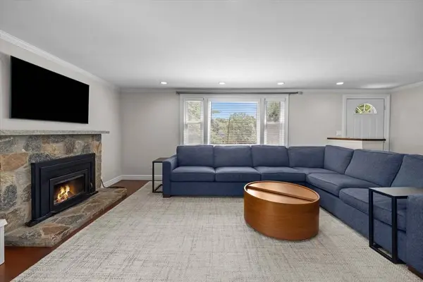 3 Stonewood Drive, Canton, MA 02021