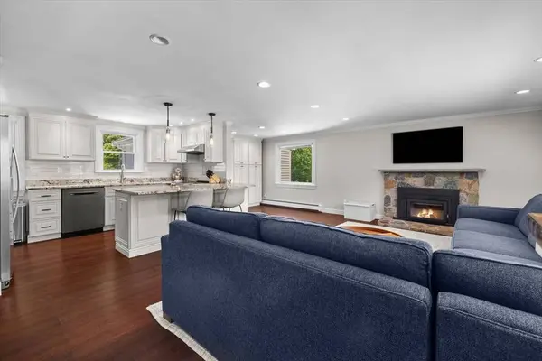 3 Stonewood Drive, Canton, MA 02021
