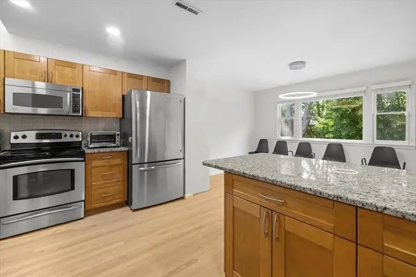48 Regent Circle #48, Brookline, MA 02445