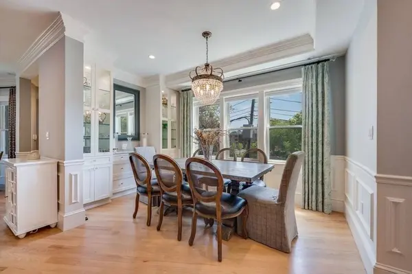 84 Westbourne Terrace #84, Brookline, MA 02446