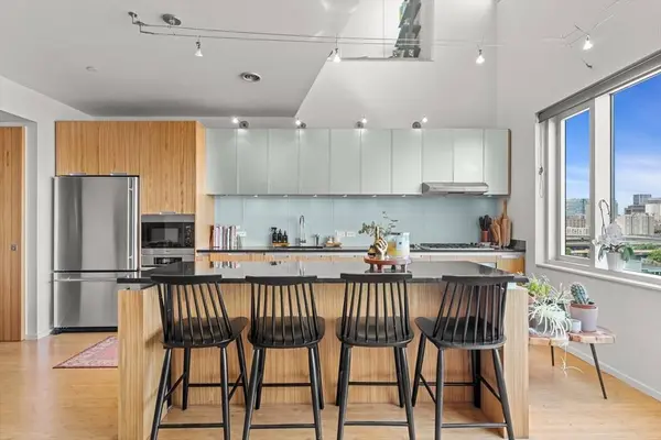 141 Dorchester Ave #711, Boston, MA 02127