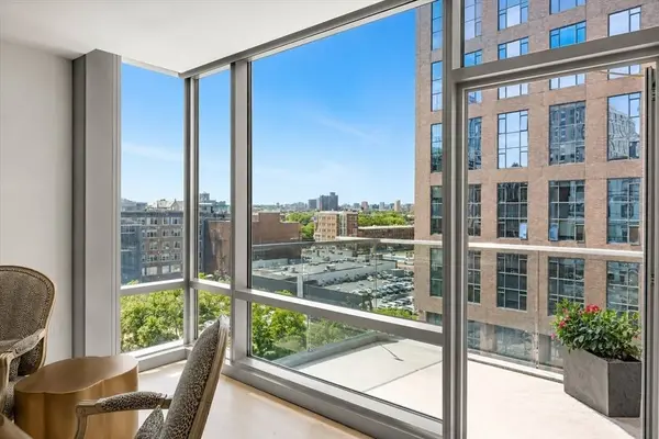 32 Traveler St ##701, Boston, MA 02118