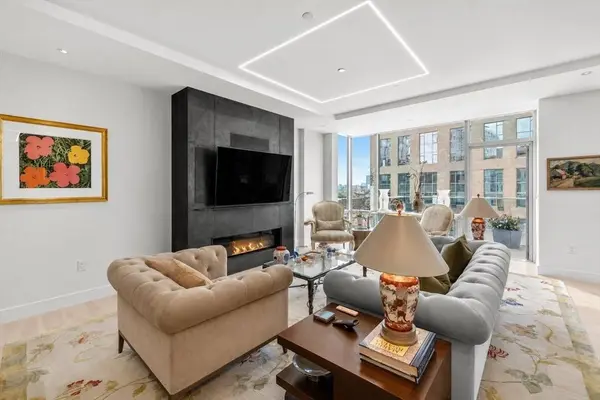 32 Traveler St ##701, Boston, MA 02118