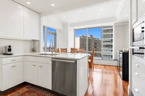 2 Avery Street #21E, Boston, MA 02111