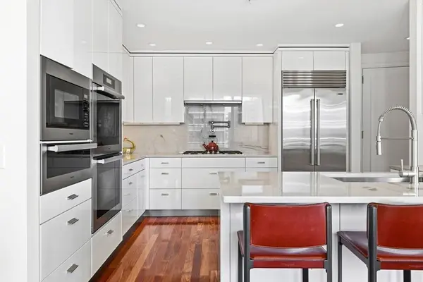 2 Avery Street #21E, Boston, MA 02111