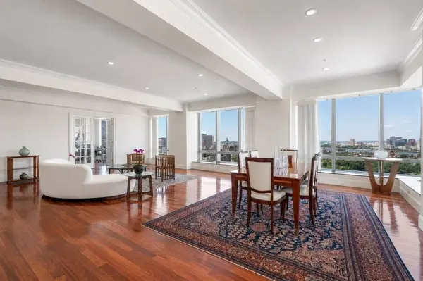 2 Avery Street #21E, Boston, MA 02111