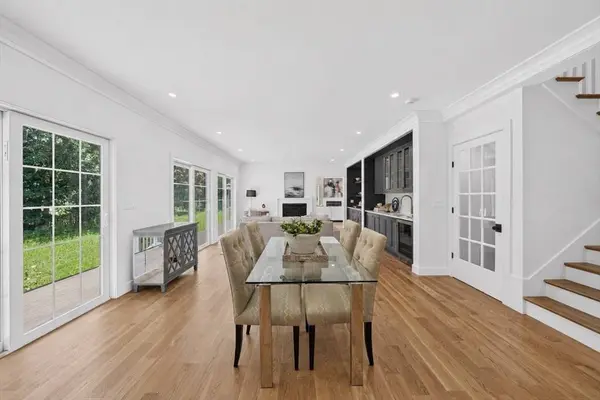 11 Viking Road, Winchester, MA 01890