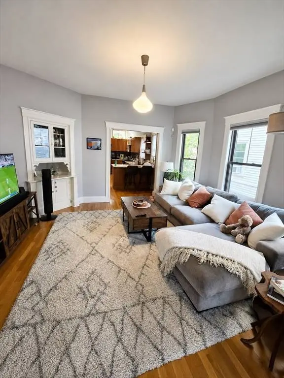 249 Williow #1, Somerville, MA 02143