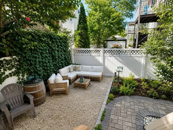 249 Williow #1, Somerville, MA 02143