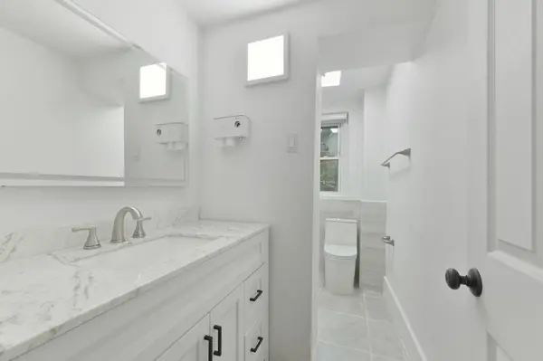 144 Salem #3, Boston, MA 02113