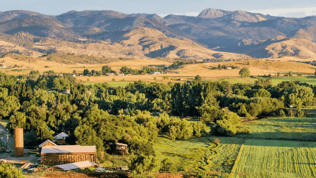 Understanding Water Rights in Colorado Land Purchases