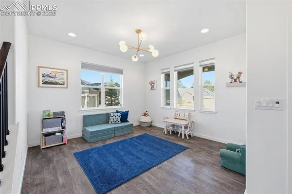 1765 Summerglow LN, Monument, CO 80132