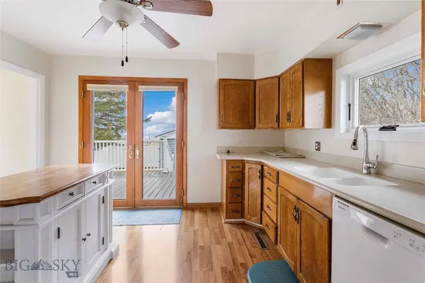 816 Waukesha ST, Butte, MT 59701