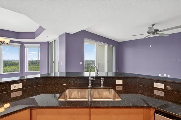 10851 MANGROVE CAY LN NE #1012, St Petersburg, FL 33716