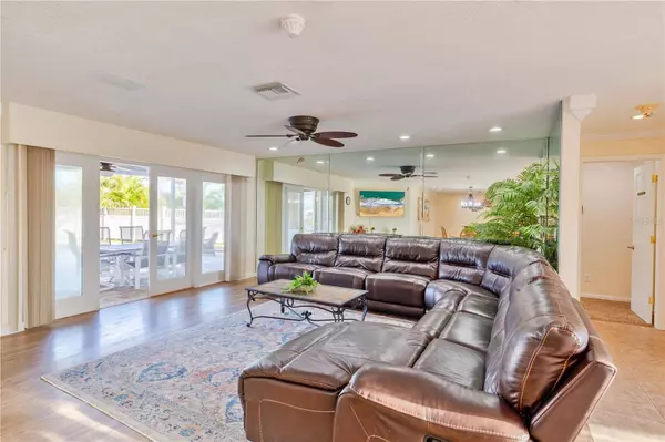 411 BELLE ISLE AVE, Belleair Beach, FL 33786