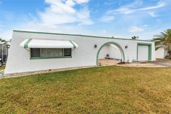 3228 ROCK VALLEY DR, Holiday, FL 34691