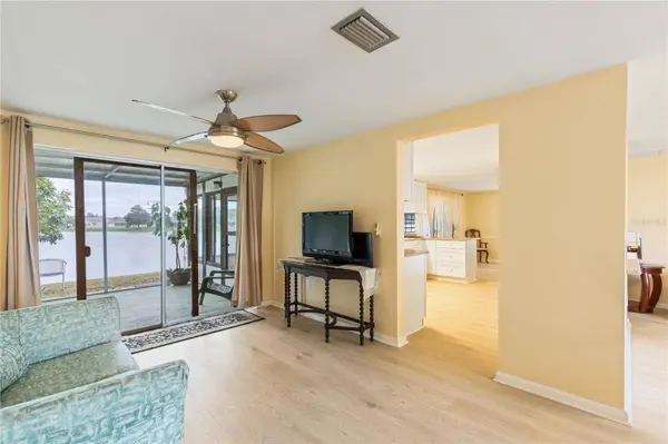 3228 ROCK VALLEY DR, Holiday, FL 34691