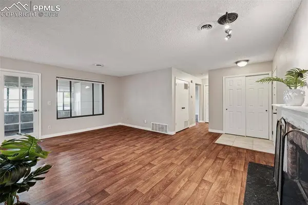 6560 Delmonico DR #203, Colorado Springs, CO 80919