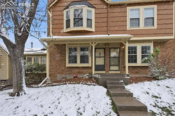 6836 Overland DR, Colorado Springs, CO 80919
