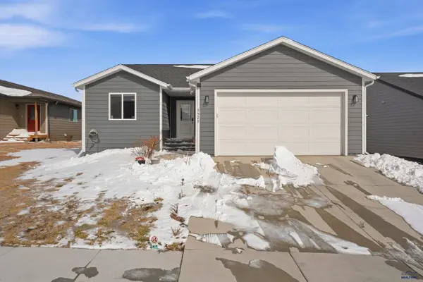 5520 Coal Bank Dr, Rapid City, SD 57701