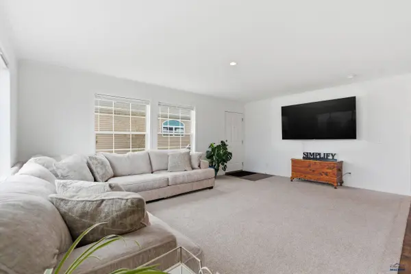 4419 Circlewood Dr, Rapid City, SD 57703