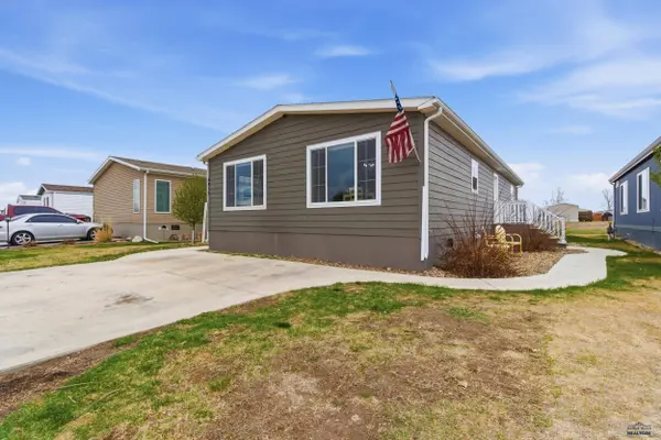 4419 Circlewood Dr, Rapid City, SD 57703