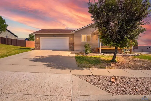4932 Southpointe Dr, Rapid City, SD 57701