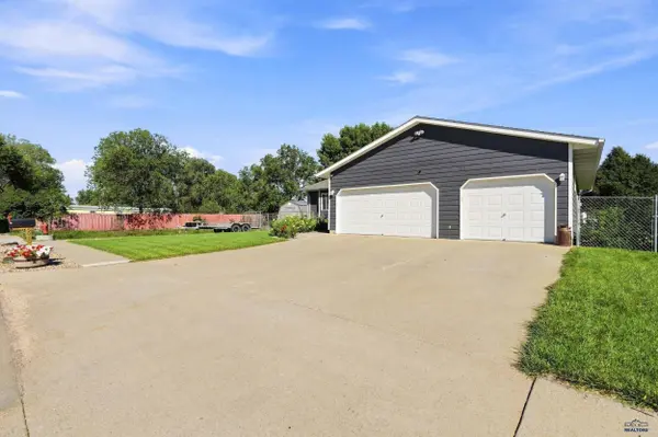 5010 Leroy St, Rapid City, SD 57703