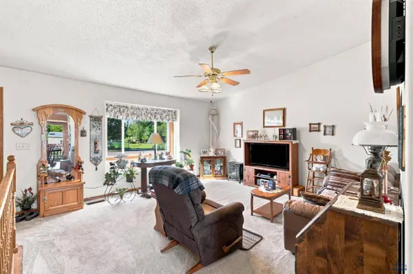 5010 Leroy St, Rapid City, SD 57703