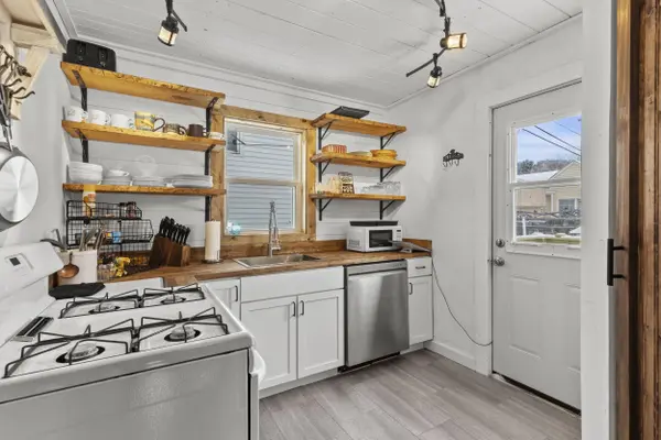 215 Billings Ave, Lead, SD 57754